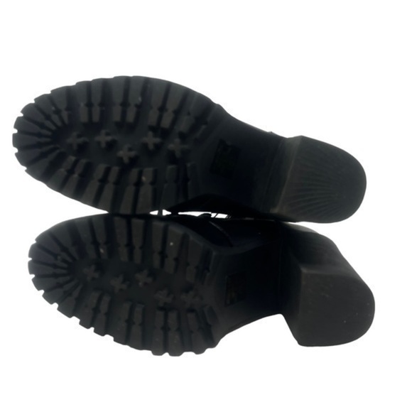 SODA Heeled Boots - Picture 9 of 10